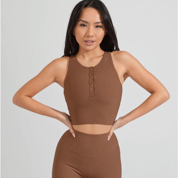 Henley ribbed crop top brown NWOT SZ SMALL - Picture 5 of 8